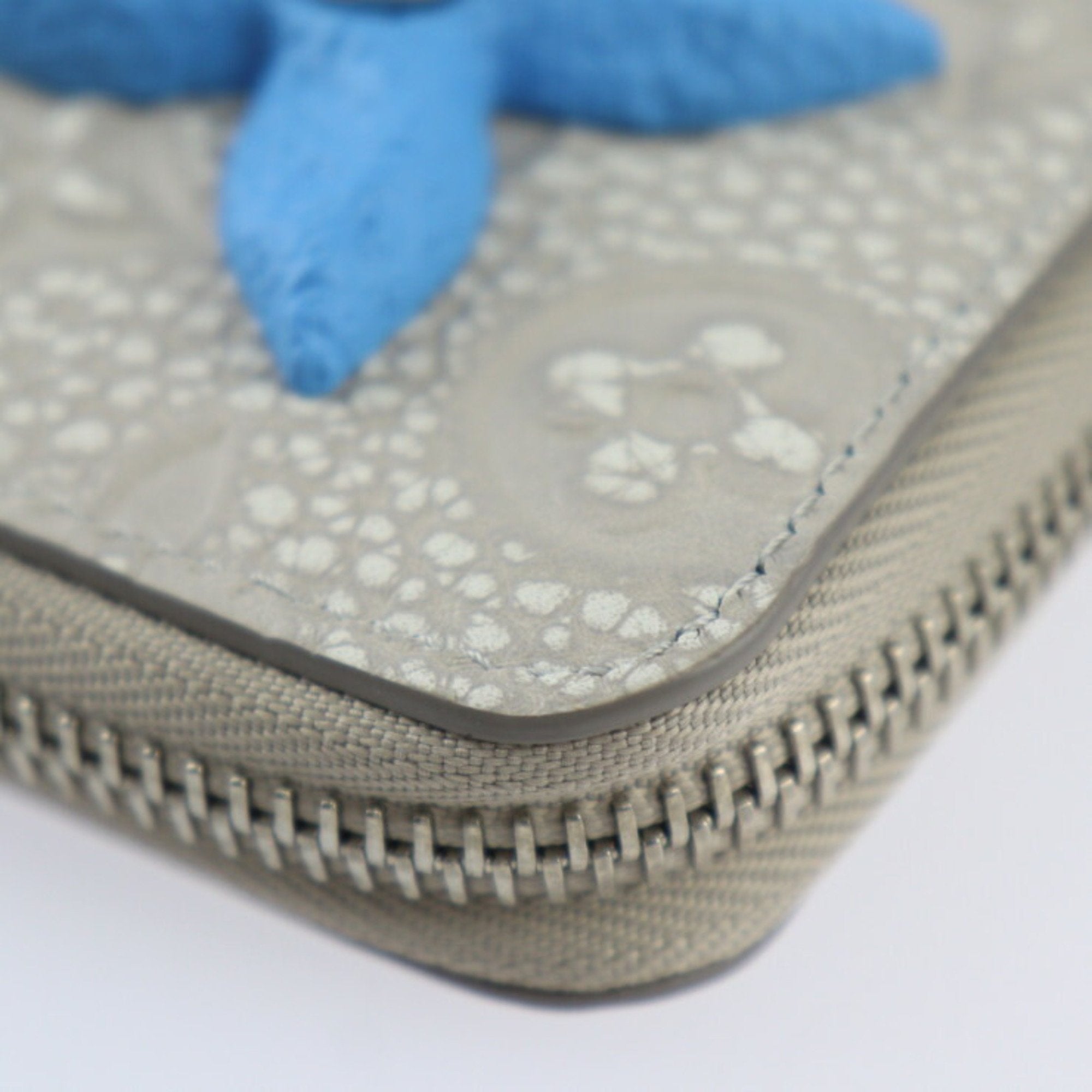 Louis Vuitton Zippy Wallet Vertical Monogram Long M81573 Taurillon Leather Chalk White Light Blue Round Vuitton