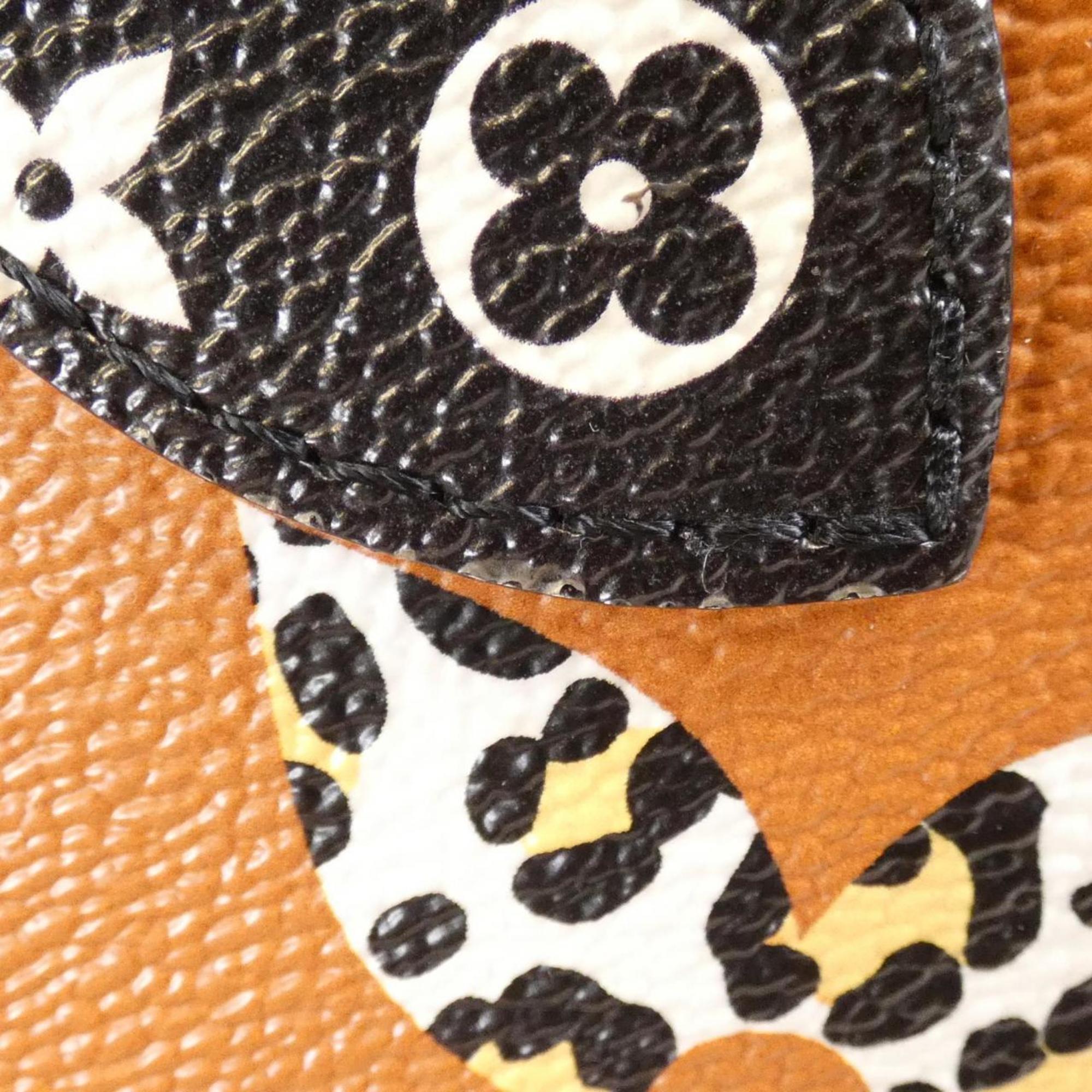 Louis Vuitton Giant Monogram Jungle Neverfull Mm M44676 Bag