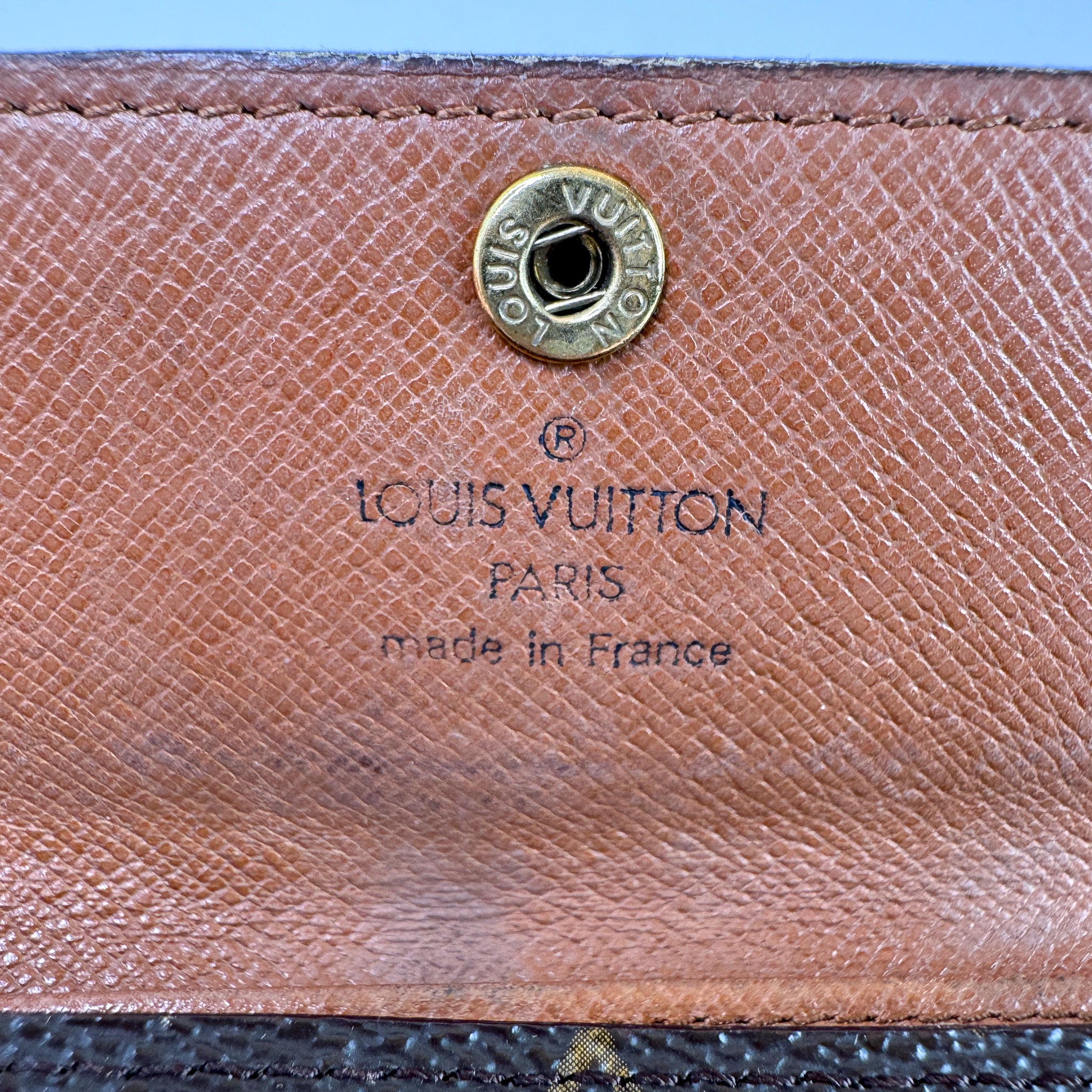 Pre-Owned Authentic Louis Vuitton Coated Canvas Monogram Key Holder