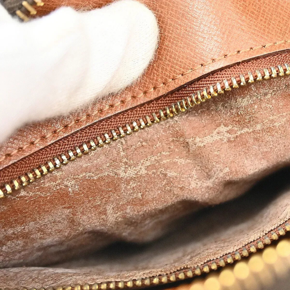 Pre-Owned Authentic Louis Vuitton Jeune Fille MM Shoulder Bag