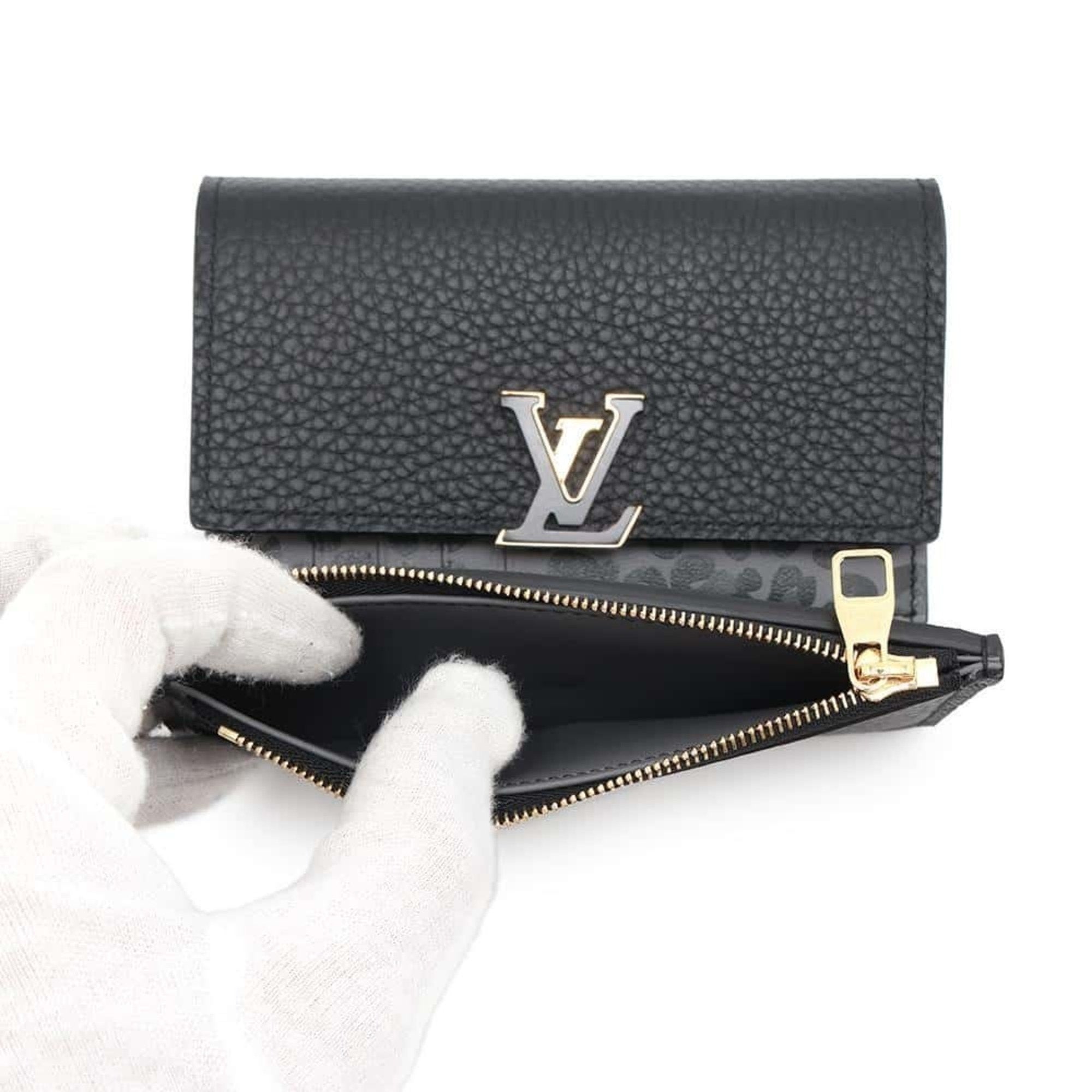 Louis Vuitton Tri Fold Wallet Taurillon Leather Leopard Portefeuille Capucines Compact M80795 Black