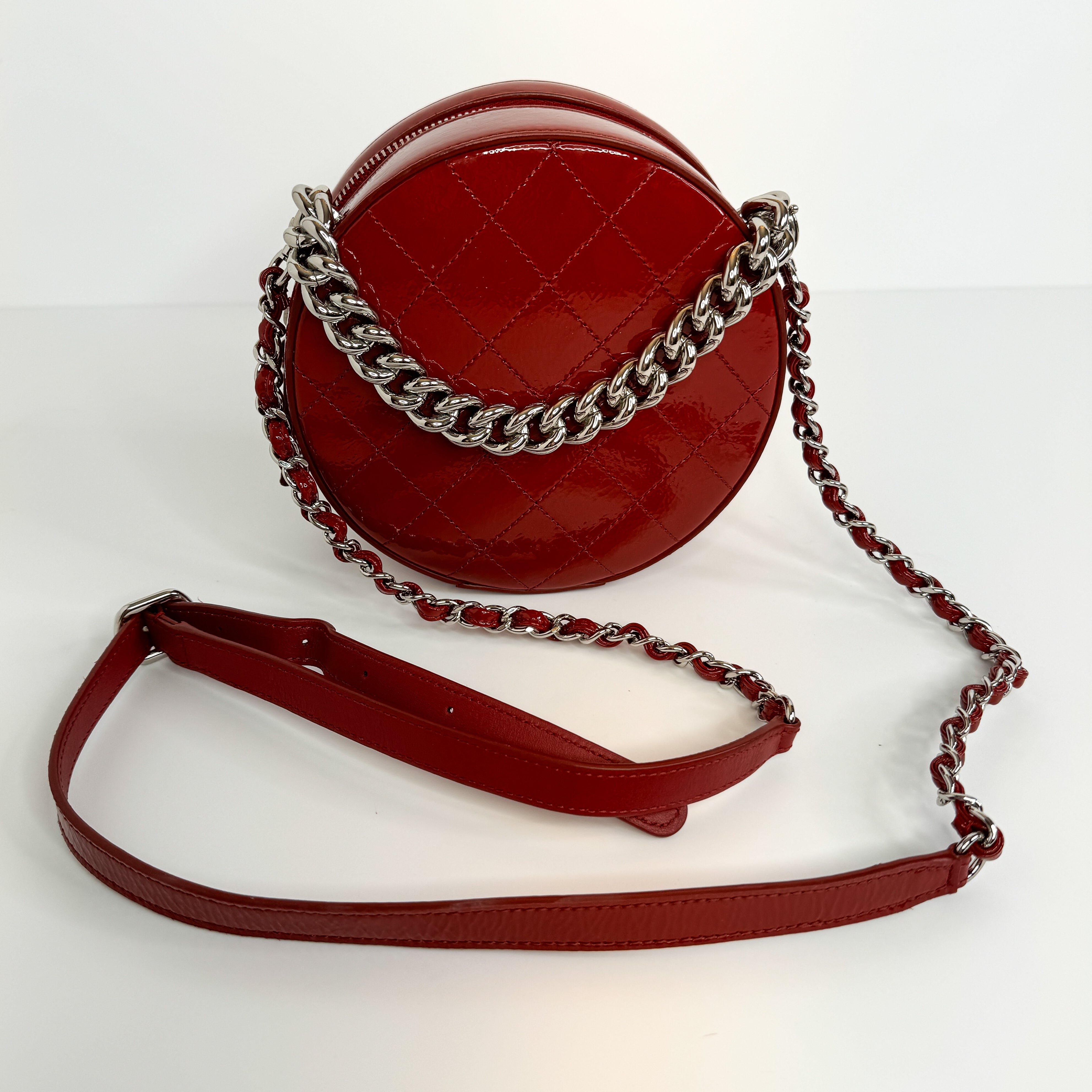 Pre-Owned Authentic Chanel Patent Leather Round as Earth Crossbody Bag with Silver Hardware