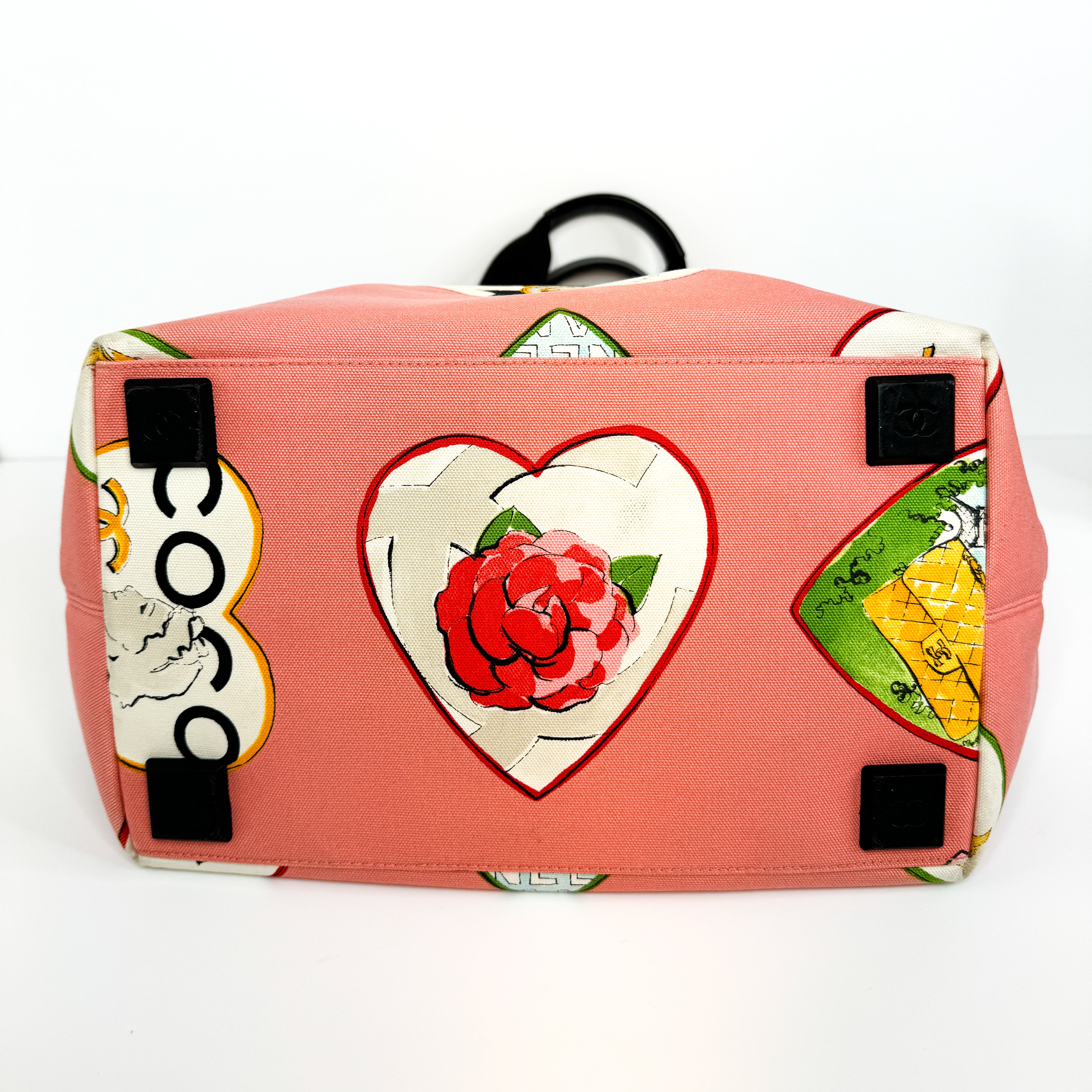 Pre-Owned Authentic Chanel Coco Hearts 2006 Karl Lagerfeld Cruise Collection Valentine's Day Pink Tote