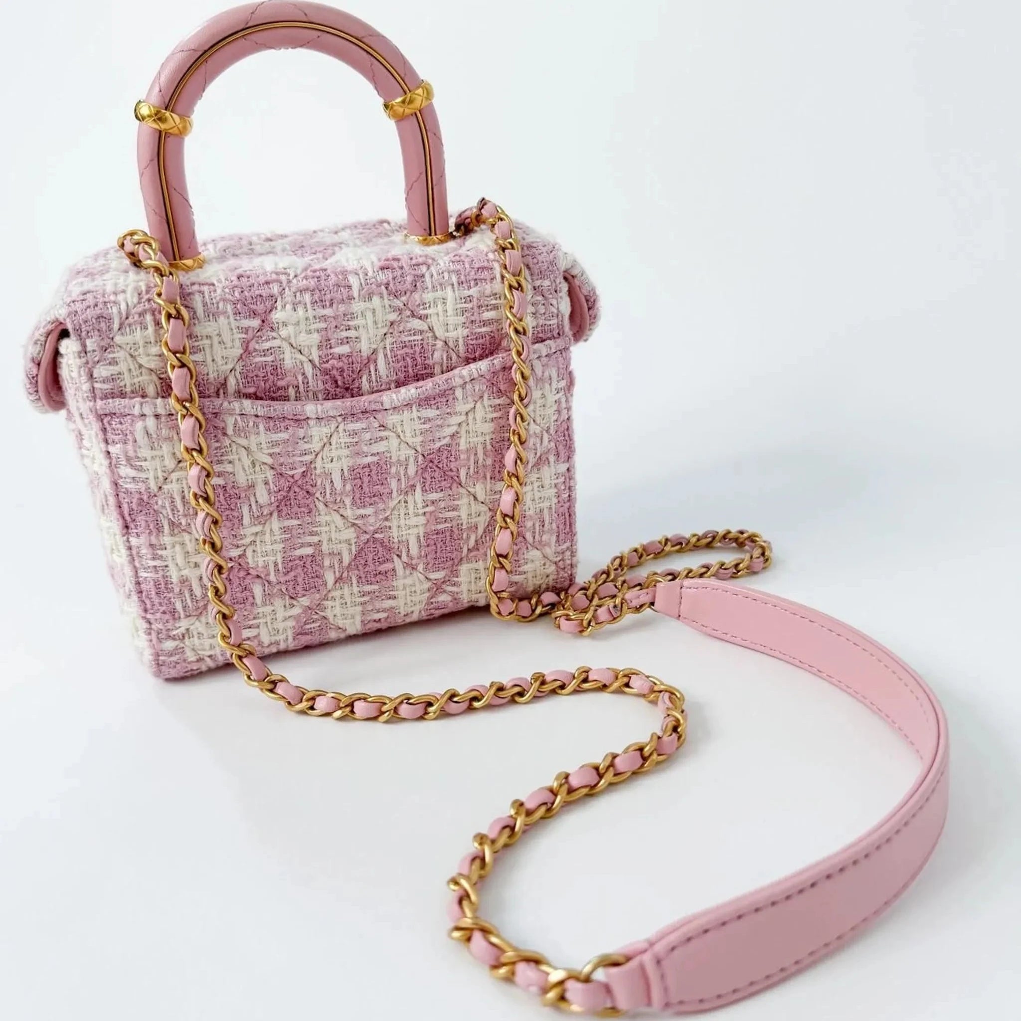 Pre-Owned Chanel Tweed Crossbody Bag Pink and White Top Handle Small