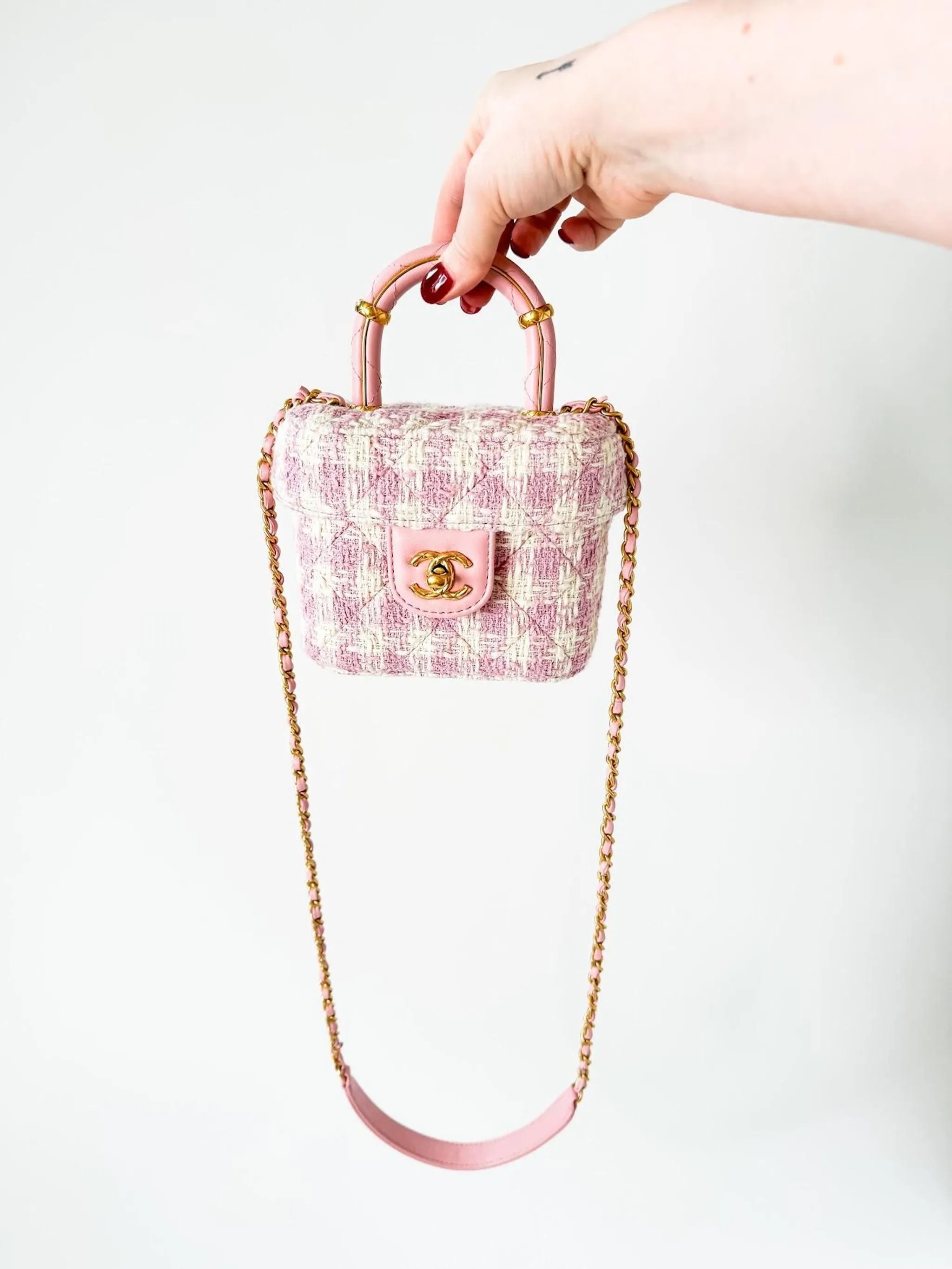 Pre-Owned Chanel Tweed Crossbody Bag Pink and White Top Handle Small